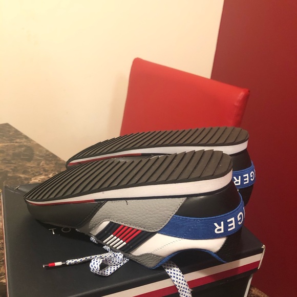 Tommy Hilfiger shoes - Picture 4 of 4
